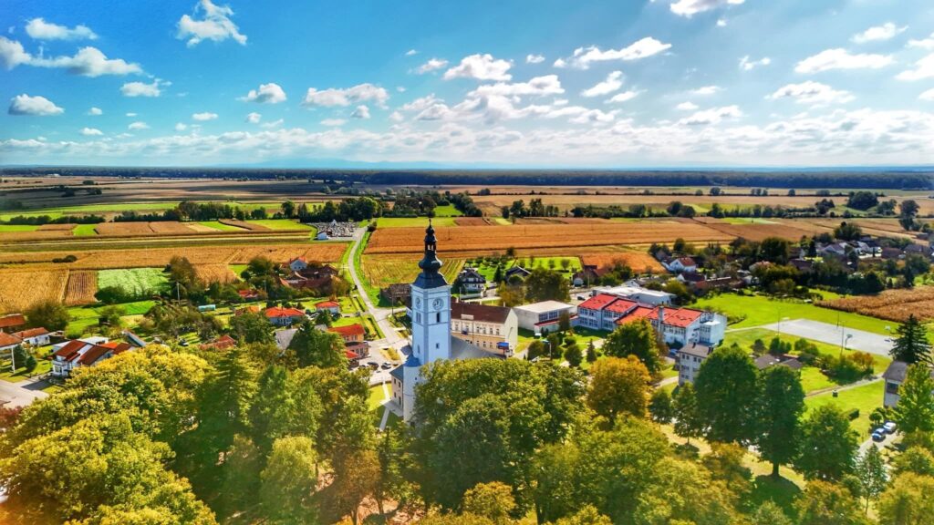 KUU “Ivan Vitez Trnski” – Tamburice, emocije i tradicija Bilogore | 32. Susret folklornih ansambala u Bjelovaru